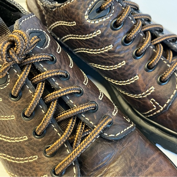 Dr Martens Men's Vintage Brown Chunky Oxford Lace Up Low Top Made In England 5 - Picture 7 of 15